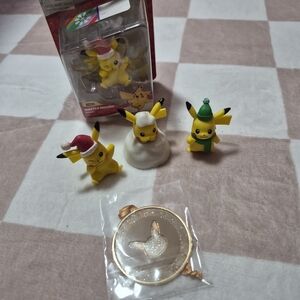Pokemon Pikachu Holiday Figurines Set